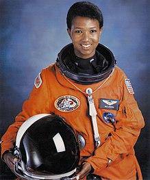 梅·杰米森（Mae Jemison）