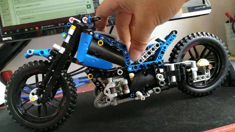 乐高LEGO 42063 C模式哈雷摩托| 宝马R 1200 GS Adventure（BMW R 1200